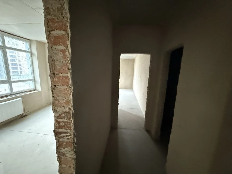 2nd Floor, I will sell my 2-room residential complex Berezhanskyi Mykola Gulaka St.