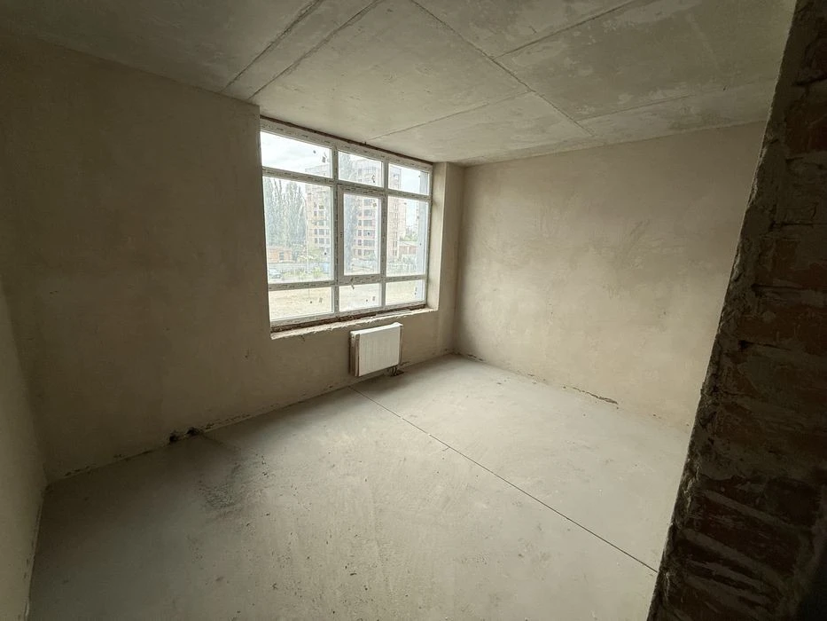 2nd Floor, I will sell my 2-room residential complex Berezhanskyi Mykola Gulaka St.