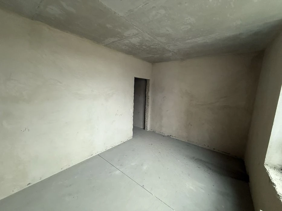 2nd Floor, I will sell my 2-room residential complex Berezhanskyi Mykola Gulaka St.