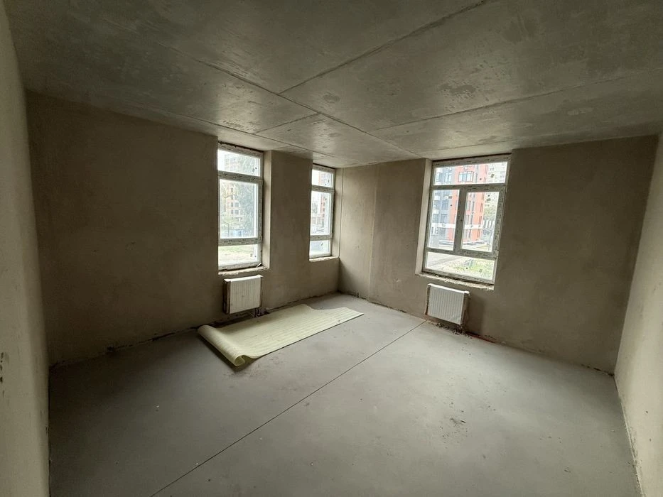 2nd Floor, I will sell my 2-room residential complex Berezhanskyi Mykola Gulaka St.