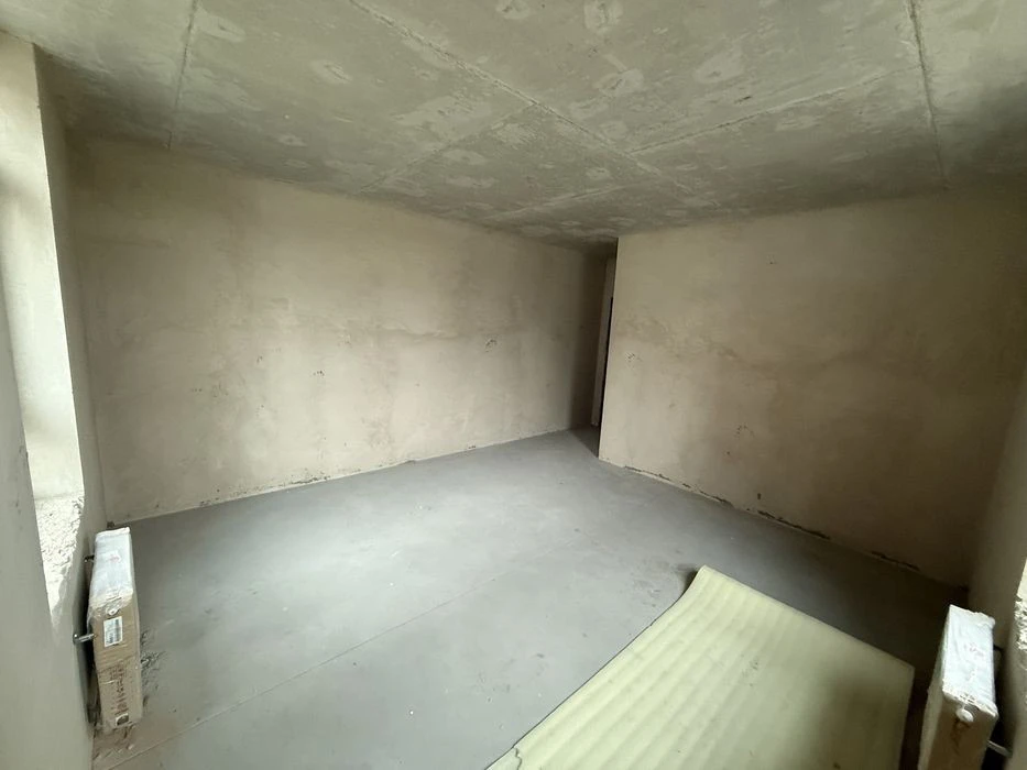 2nd Floor, I will sell my 2-room residential complex Berezhanskyi Mykola Gulaka St.