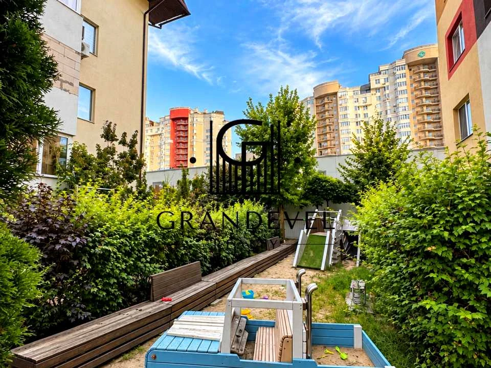 Квартира. Київ, Степана Рудницького вул.