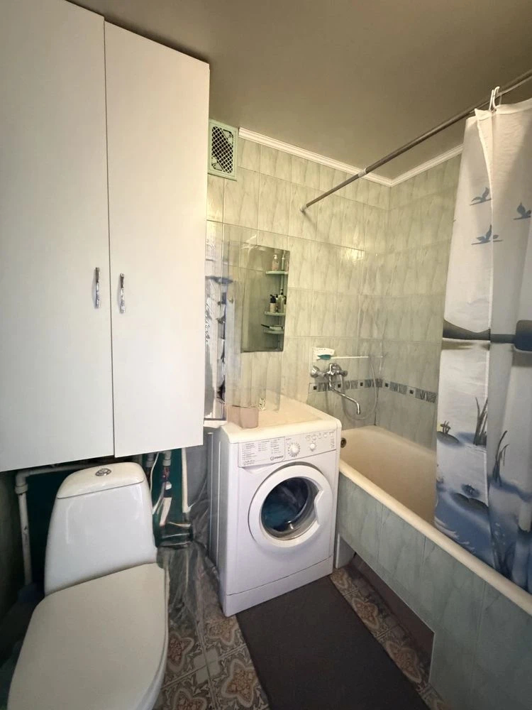 Продається 2-кімнатна квартира на вулиці Самолітній