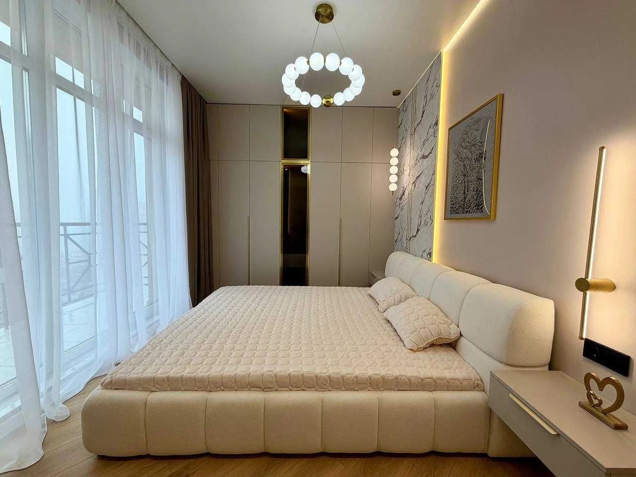 3-room apartment in the Elegia Park residential complex on Genuwesky / Arcadia Sady