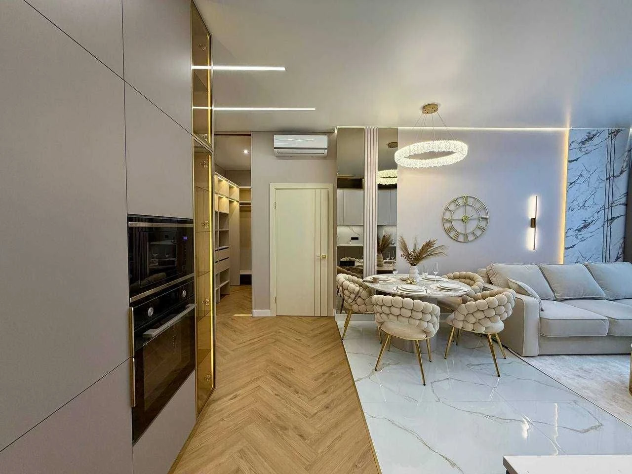 3-room apartment in the Elegia Park residential complex on Genuwesky / Arcadia Sady
