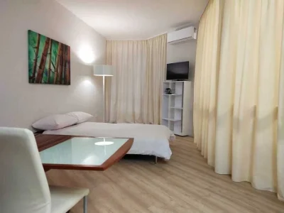 For sale 2-room apartment 70 sq. m. on Dmytrivska Street 60/19 • ID 3