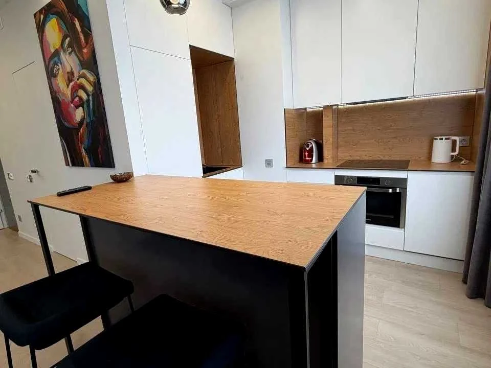 Квартира. Киев, Юнацкая улица