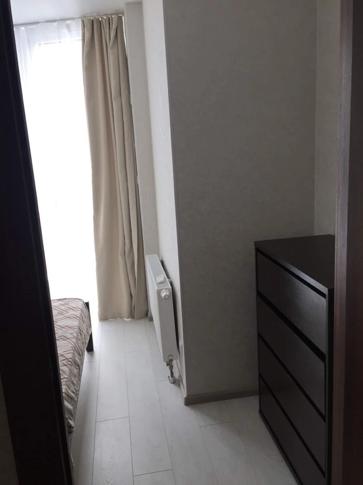 продам 1к квартиру Драгоманова 2