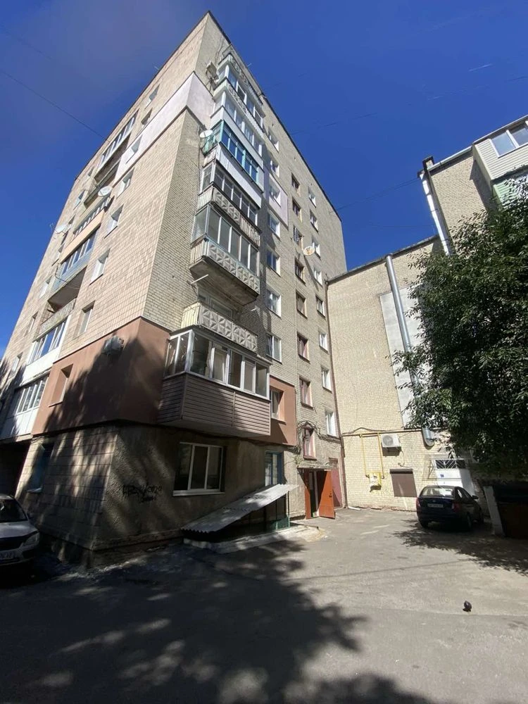 Продажа 3-комнатной квартиры, ул. Генерала Безручка (Дундича)