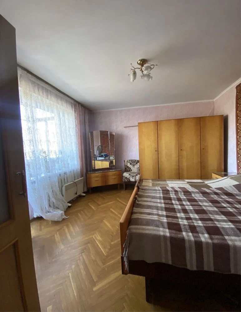 Продажа 3-комнатной квартиры, ул. Генерала Безручка (Дундича)