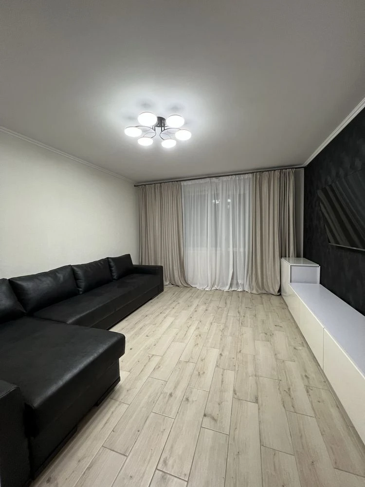 For Sale 3 room apartment (Patsayeva)