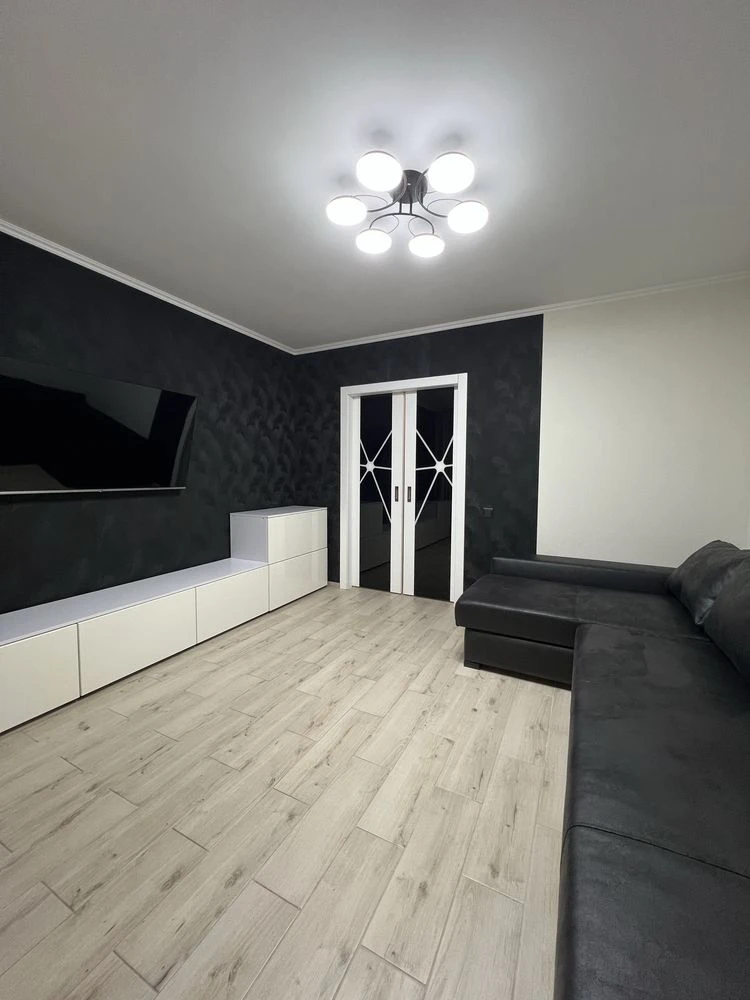 For Sale 3 room apartment (Patsayeva)
