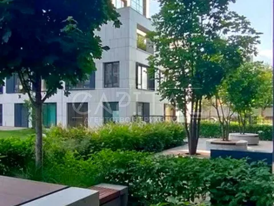 Квартира. Київ, вулиця Ґарета Джонса
