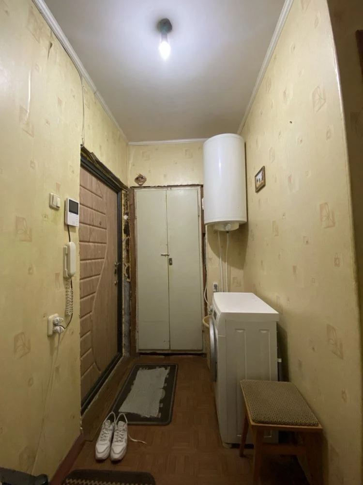 Selling 4 room apartment, Saltovo, Street of Heroes of Labor, 45