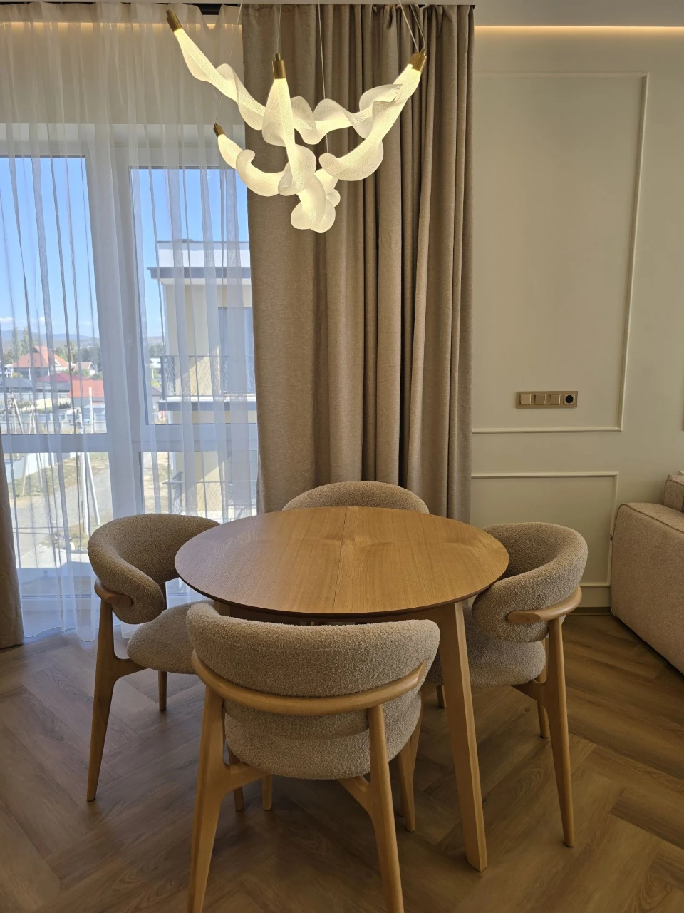 Stylish 1.5-room apartment for sale in the "Sadovy" residential complex in Uzhgorod