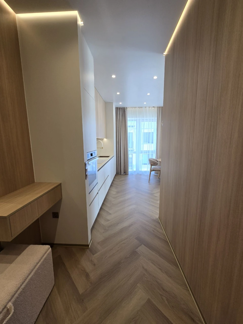 Stylish 1.5-room apartment for sale in the "Sadovy" residential complex in Uzhgorod