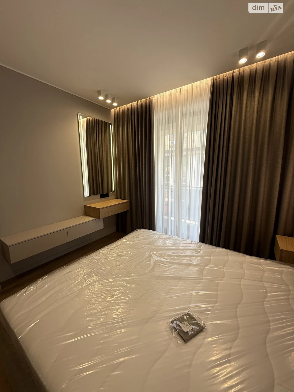 Apartment for Sale: New
