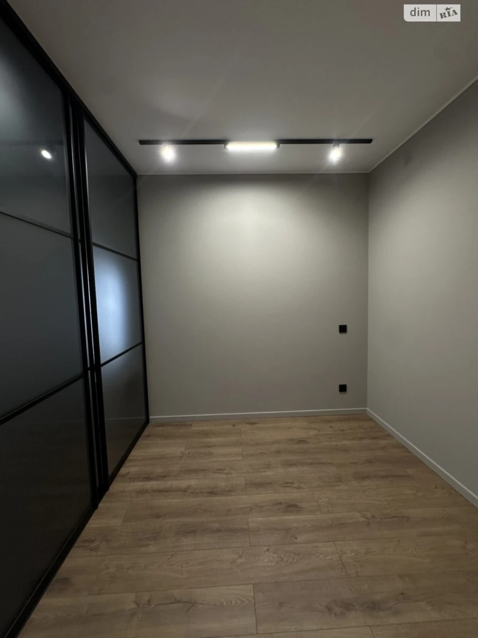 Apartment for Sale: New