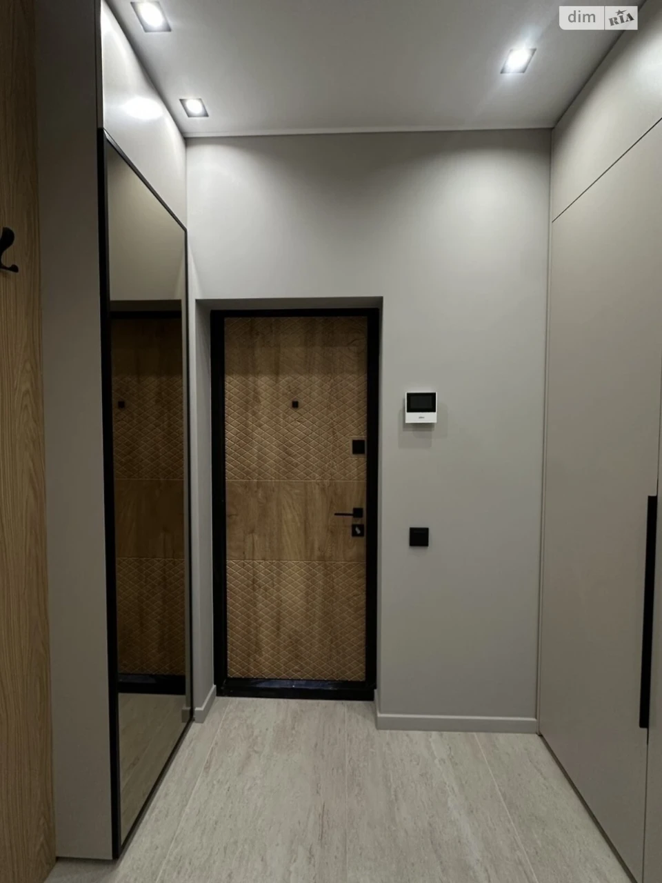 Apartment for Sale: New