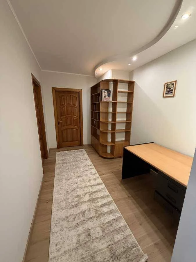Long-term rental of a 2-bedroom apartment in Kyiv, Obolon, Marshal Tymoshenko Street