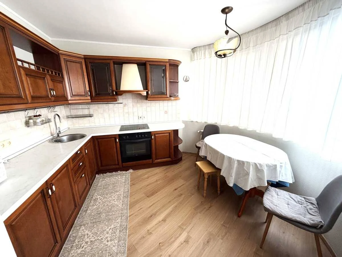 Long-term rental of a 2-bedroom apartment in Kyiv, Obolon, Marshal Tymoshenko Street