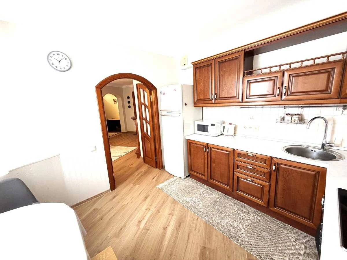 Long-term rental of a 2-bedroom apartment in Kyiv, Obolon, Marshal Tymoshenko Street