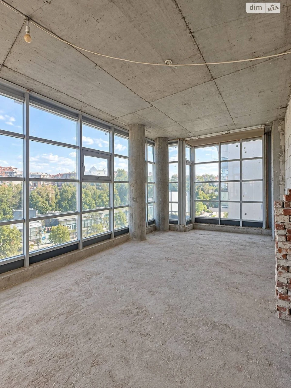 Flat for Sale in Pavlivka