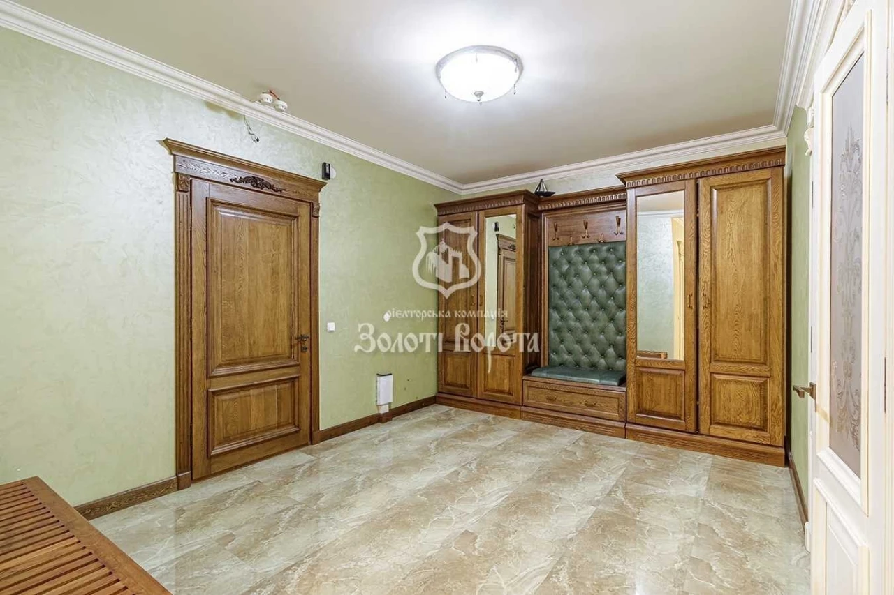 Sale of a 3-room apartment 117.2 m², Valeriy Lobanovskyi