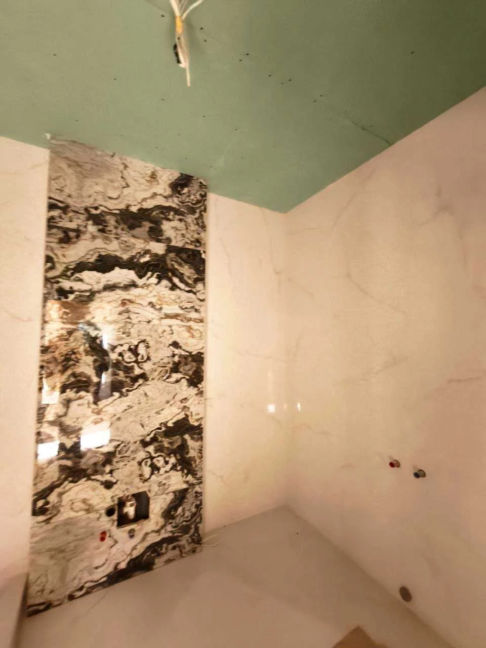 Sale of a 3-bedroom apartment 84 sq.m. Golden Coast / Fontan. Renovation