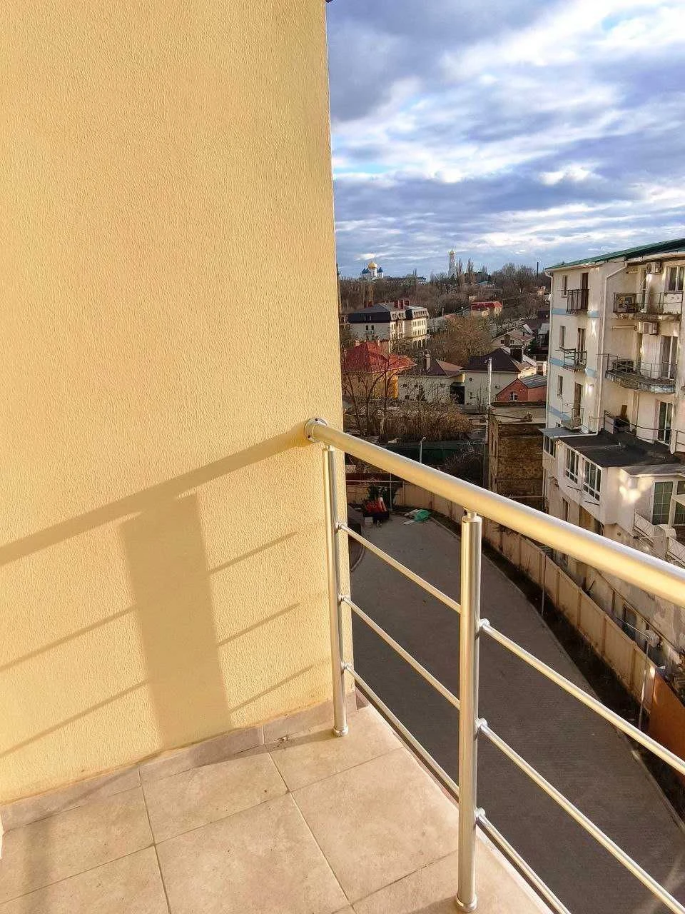 Sale of a 3-bedroom apartment 84 sq.m. Golden Coast / Fontan. Renovation