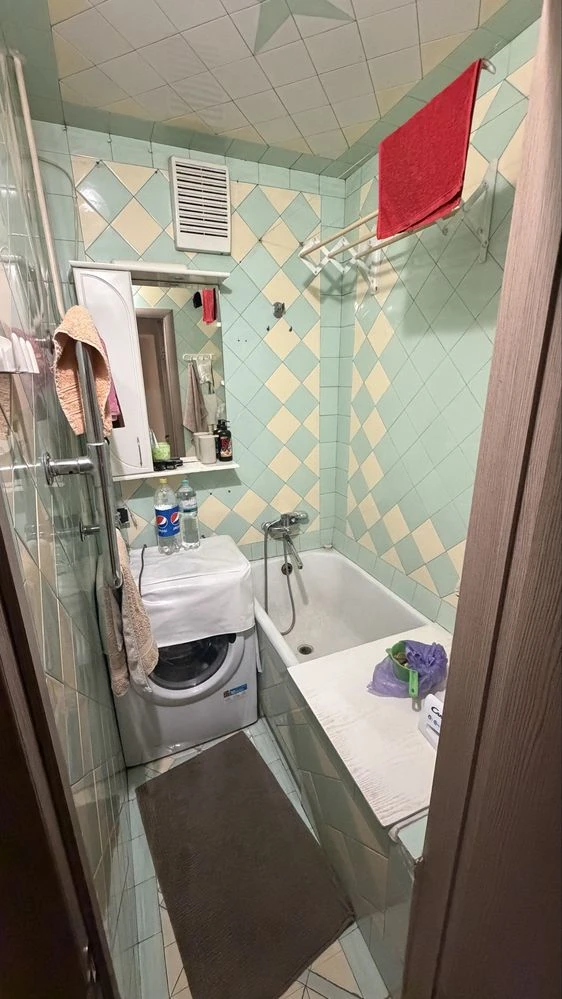 For sale, my own 3-room apartment house "KLUSHKA" from the owner