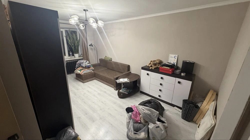 For sale, my own 3-room apartment house "KLUSHKA" from the owner