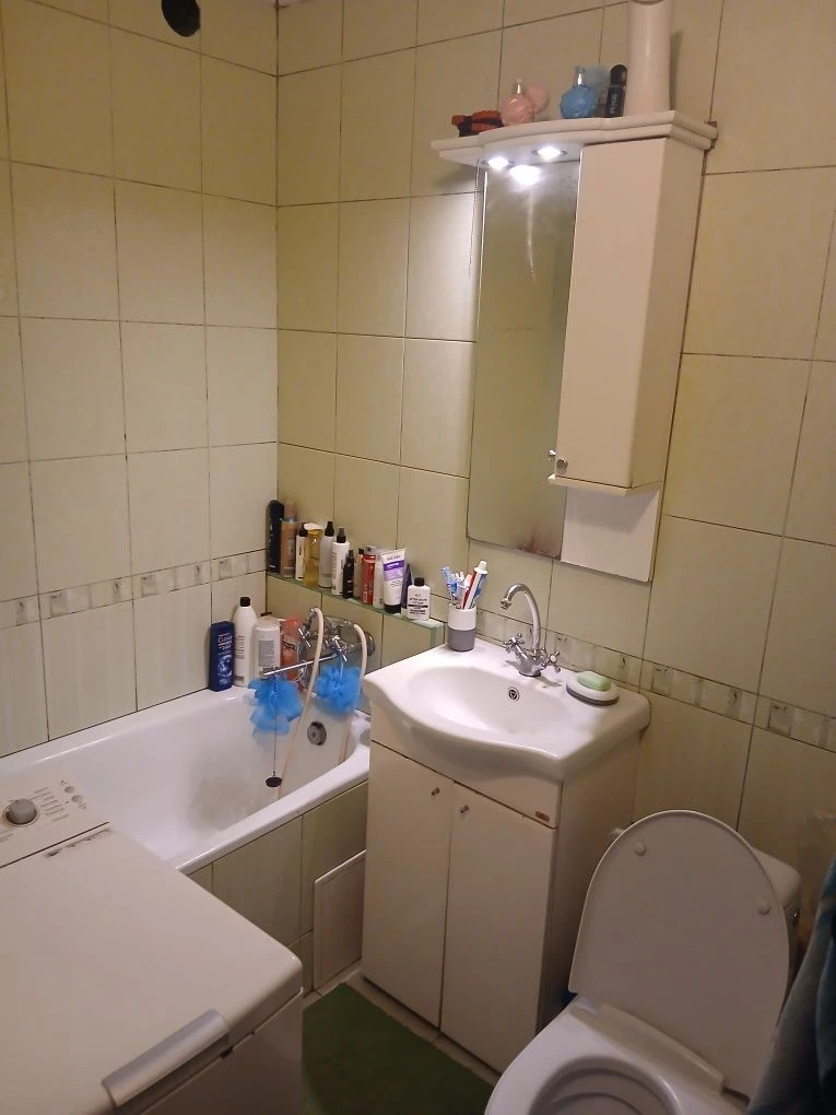 For Sale 3-room apartment 62.9 sq m with renovation