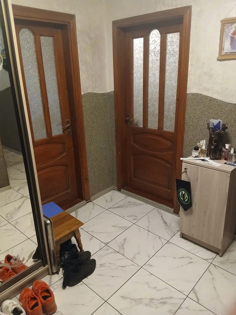 For Sale 3-room apartment 62.9 sq m with renovation