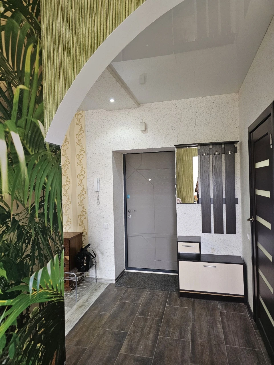 For Sale: 1-bedroom apartment, 44 sq m, in a new building, "Vremena Goda", Dacha 55 Street