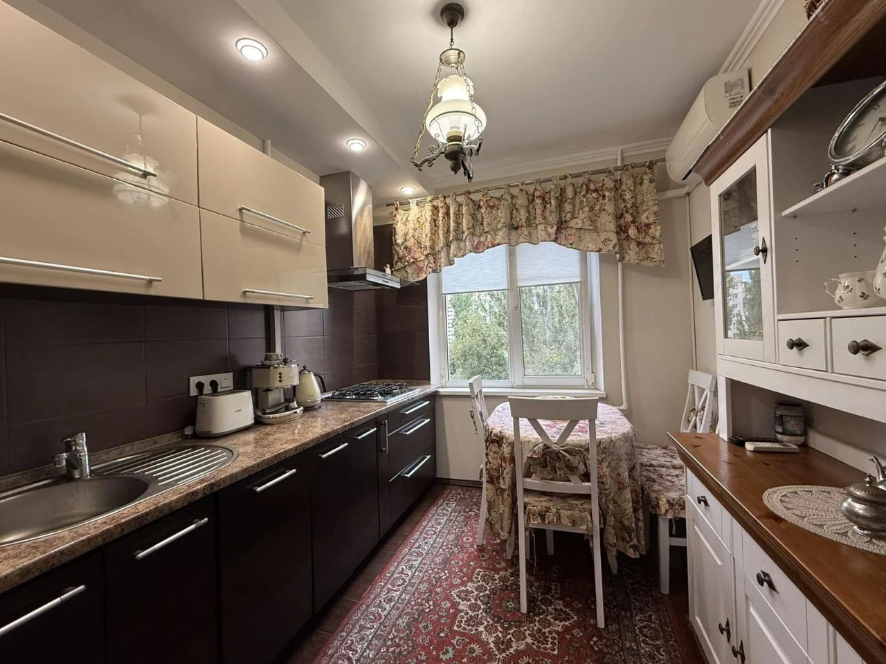 Продам 3х кв на ул Махачкалинская /сш 22,рядомд/сад ТЦ,стади