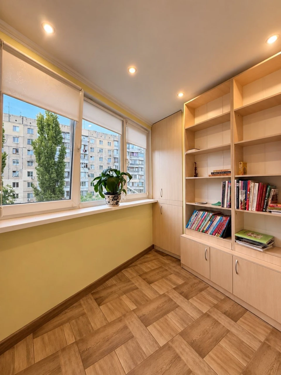 Продам 3х кв на ул Махачкалинская /сш 22,рядомд/сад ТЦ,стади