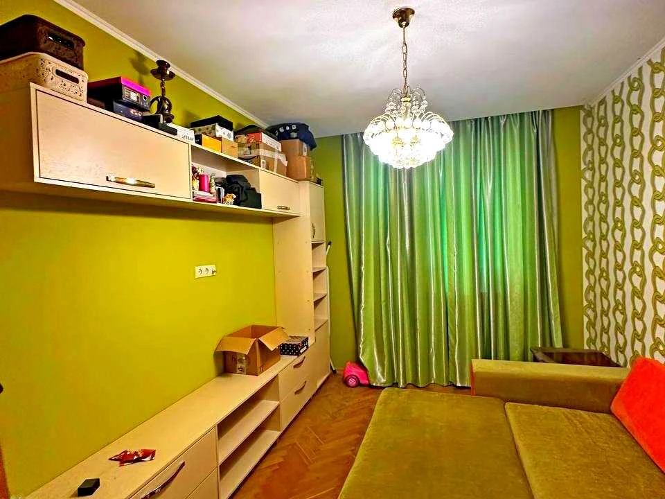 Apartment. Kharkiv, Gymnasium Embankment St. (Chervonoshkilna
