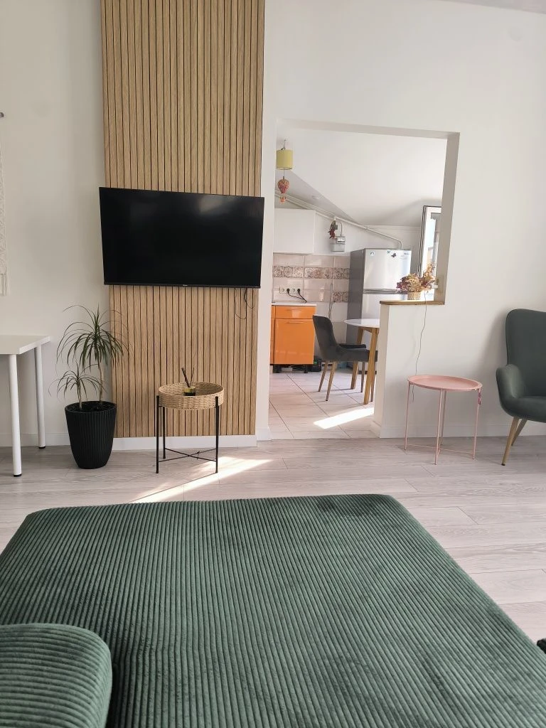 For sale, two-room new building in Maidan area