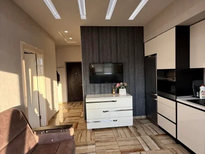 Сдам 1-комнатную квартиру 42 м² на 10-м этаже