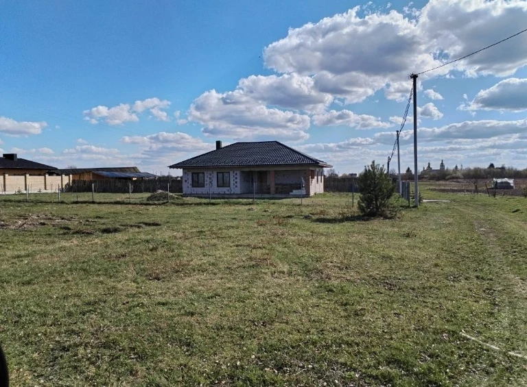For Sale: House in Ozerce