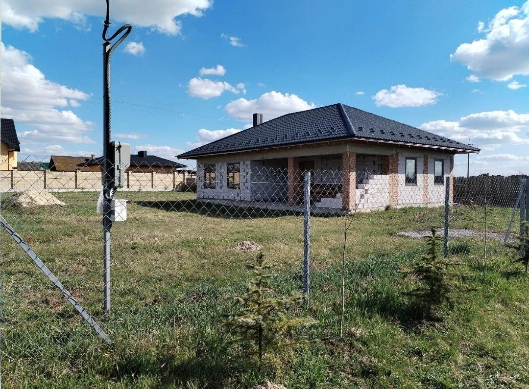 Продам будинок Озерце