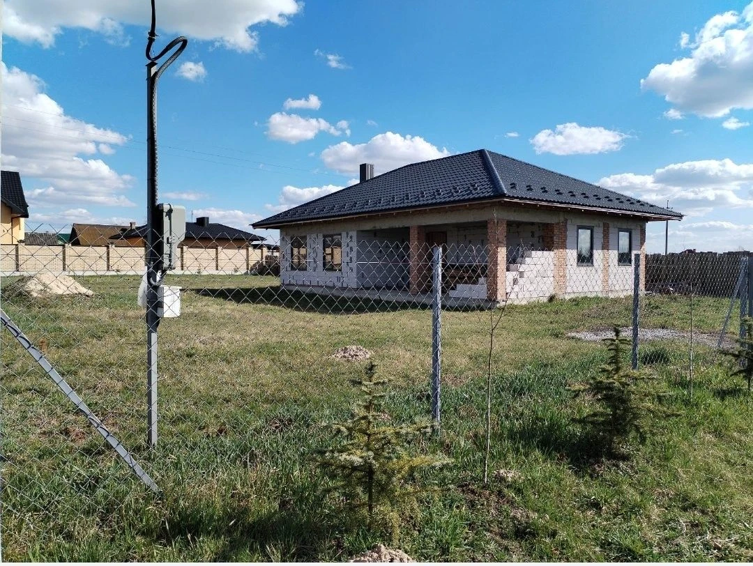 Продам будинок Озерце