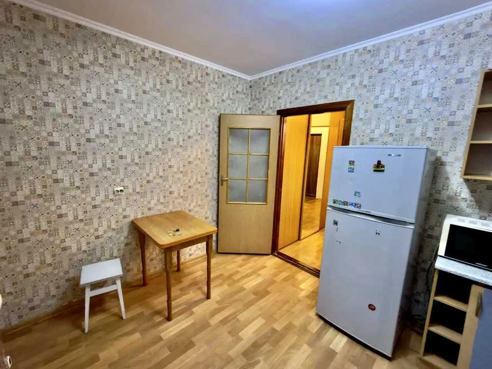 Apartment. DragomANOVA street, Kyiv