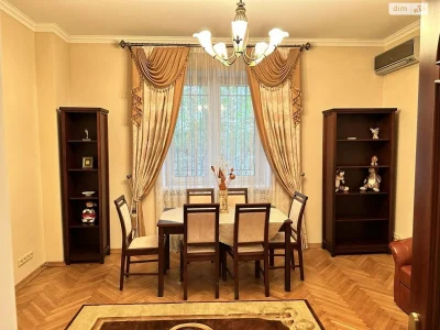 Продаж Квартира Центр