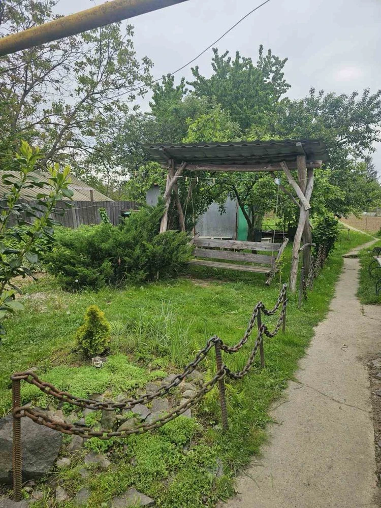 Просторий будинок для великої сім’ї з кухнею-студією | 10 со