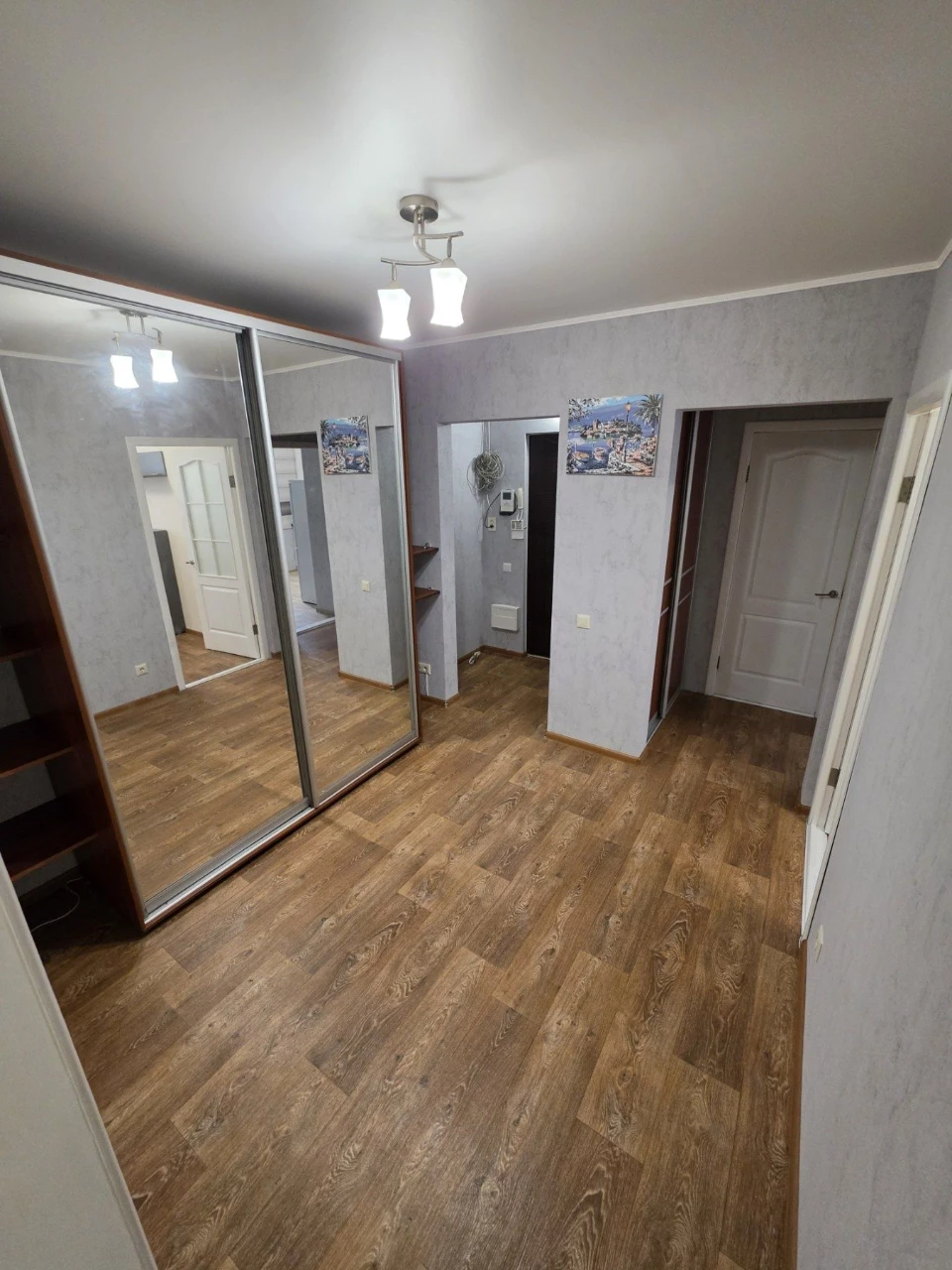 Продаю 3 кімнатну квартиру автономне опалення вулиця Колодяз