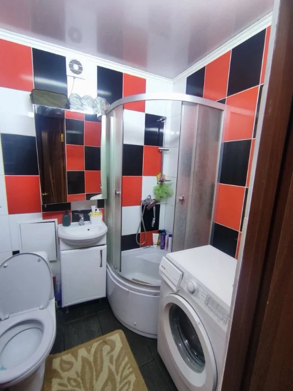 Sale of a 1-room apartment on Peremohy