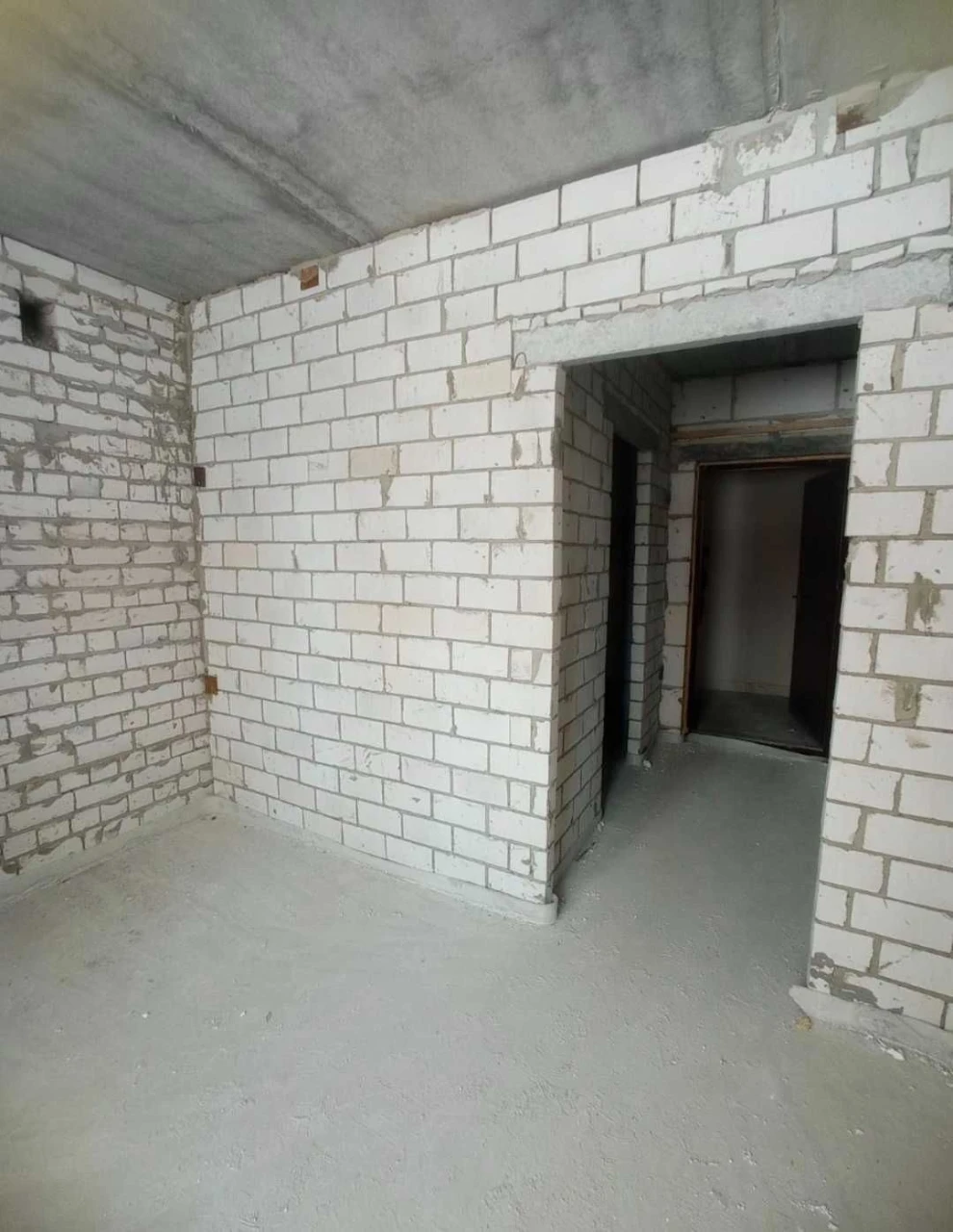 For Sale: 1-bedroom apartment in the "Ptashka" residential complex, Salthovka, Kyiv. Price!!