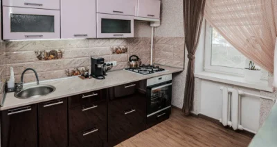 2 Кімнатна, в центрі міста, поруч школа, дитячий садок марке